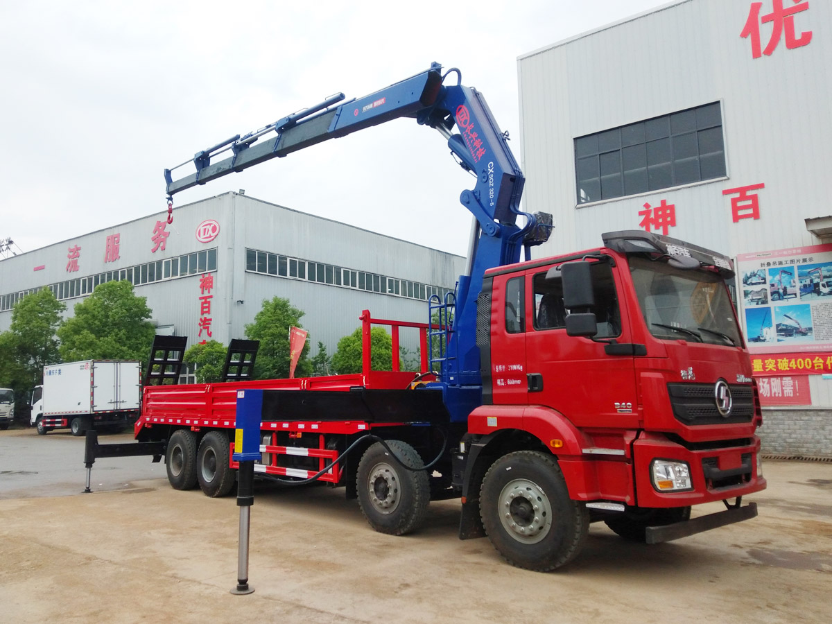 陜汽德龍新M3000前四后八上裝長興16噸折臂式吊機 陜汽德龍新M3000前四后八上裝長興16噸折臂式吊機