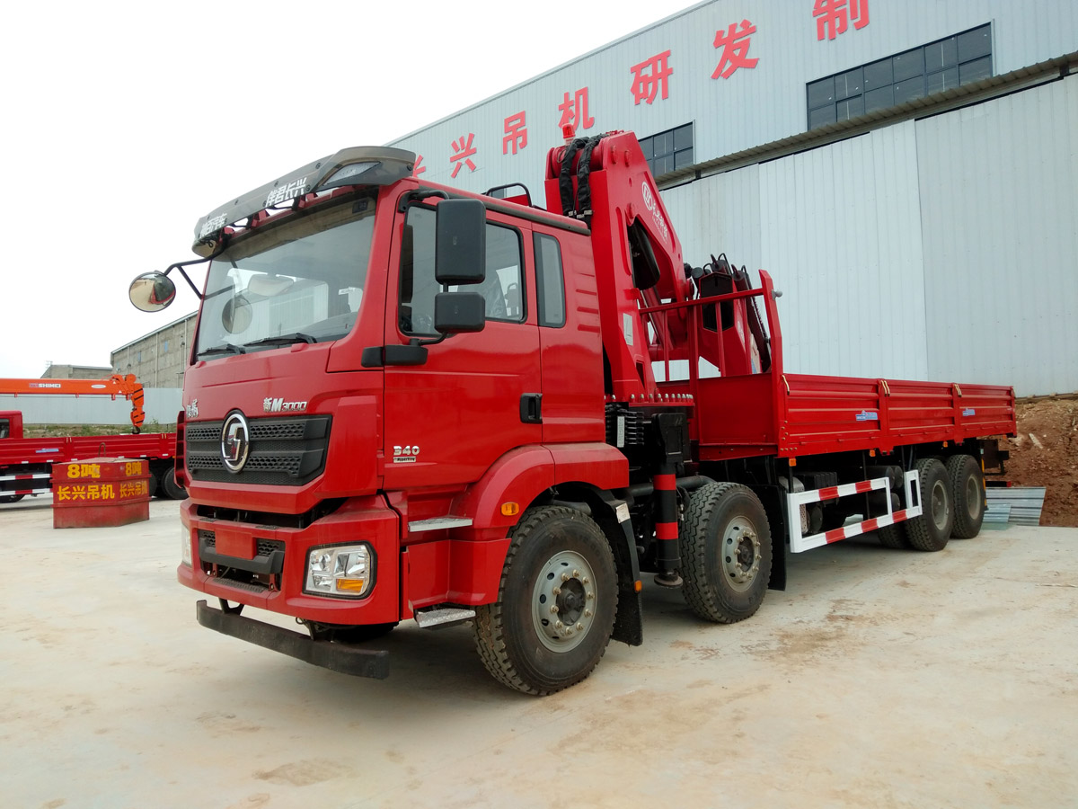 陜汽德龍新M3000牽引頭上裝長興40噸折臂式吊機(jī) 陜汽德龍新M3000牽引頭上裝長興40噸折臂式吊機(jī)