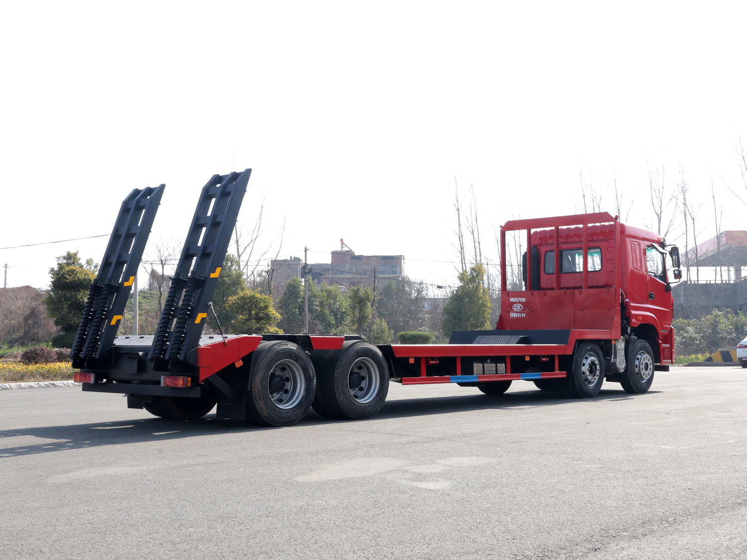 三環昊龍T5前四后八凹板運輸車 三環昊龍T5前四后八凹板運輸車