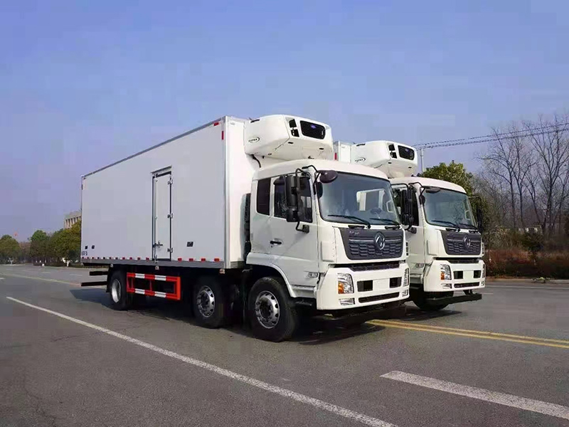 天錦VR小三軸平頂冷藏車 天錦VR小三軸平頂冷藏車