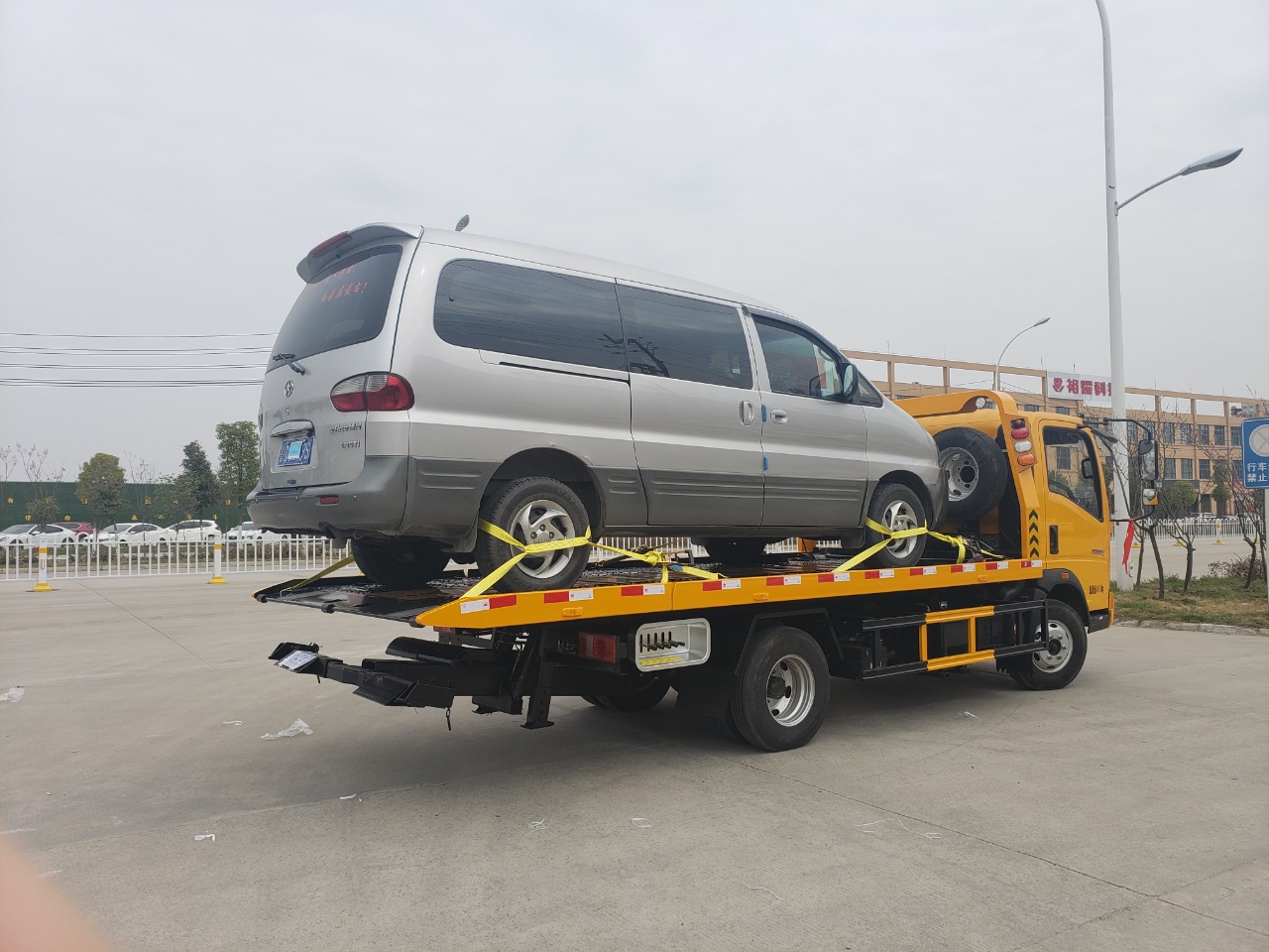 國六東風多利卡清障車 國六東風多利卡清障車