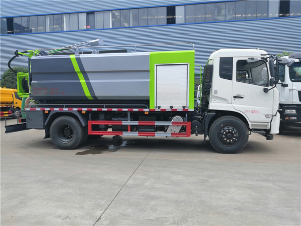 天錦聯(lián)合疏通車 天錦聯(lián)合疏通車
