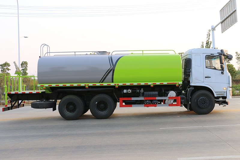 國六東風(fēng)D3L后八輪 20噸 灑水車 國六東風(fēng)D3L后八輪 20噸 灑水車
