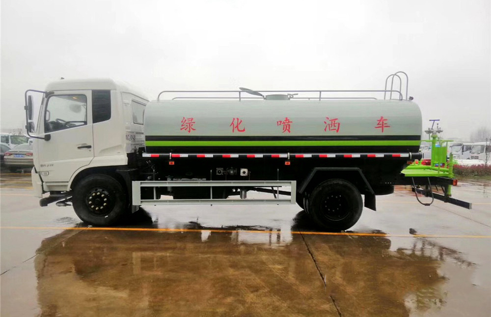 國(guó)六13立方東風(fēng)天錦 灑水車 國(guó)六13立方東風(fēng)天錦 灑水車