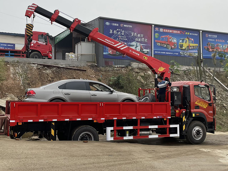 福田奧鈴單橋隨車吊 福田奧鈴單橋隨車吊